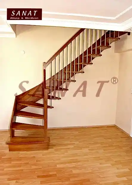 salondan çıkışlı merdiven