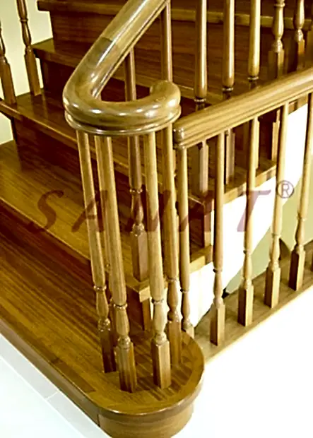 dönüşlü küpeşte